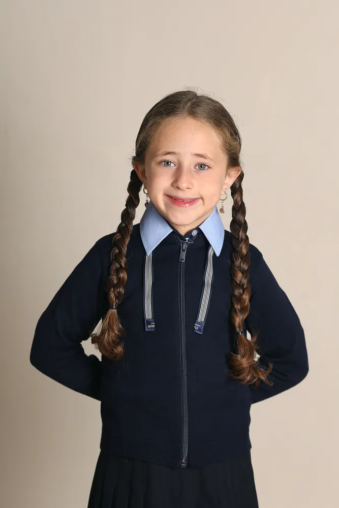 סריג כחול עם רוכסן