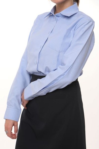 חולצת תלבושת מכופתרת