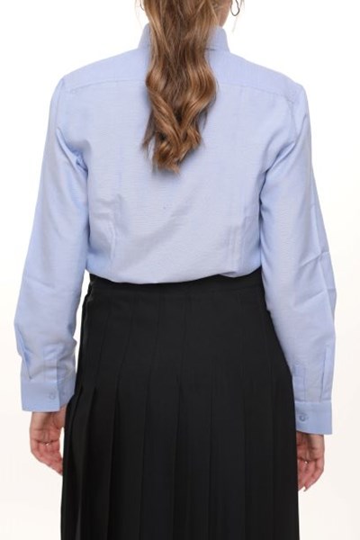 חולצת תלבושת מכופתרת