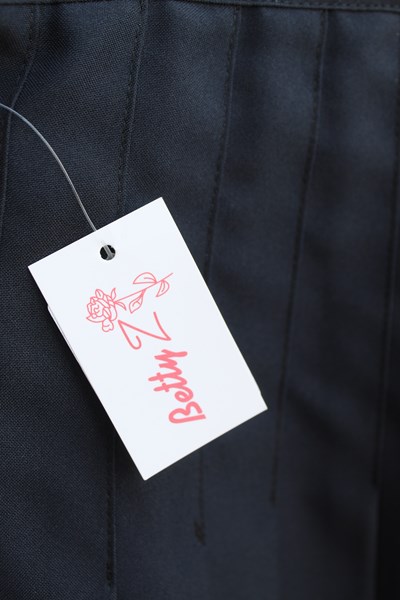 חצאית פליסה BETTY Z המקורי מארה"ב דגם 'פולי' בצבע כחול / שחור