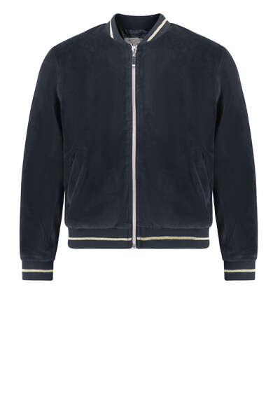 טופ קטיפה עם רוכסן וכיסים. בטנה פנימית, מחמם במיוחד.