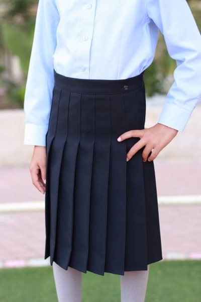 חצאית פליסה לבית הספר בסגנון אמריקאי